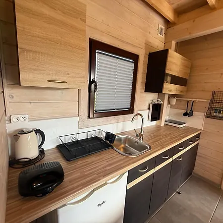 Lazurowy Brzeg بيت للعطل ملنك